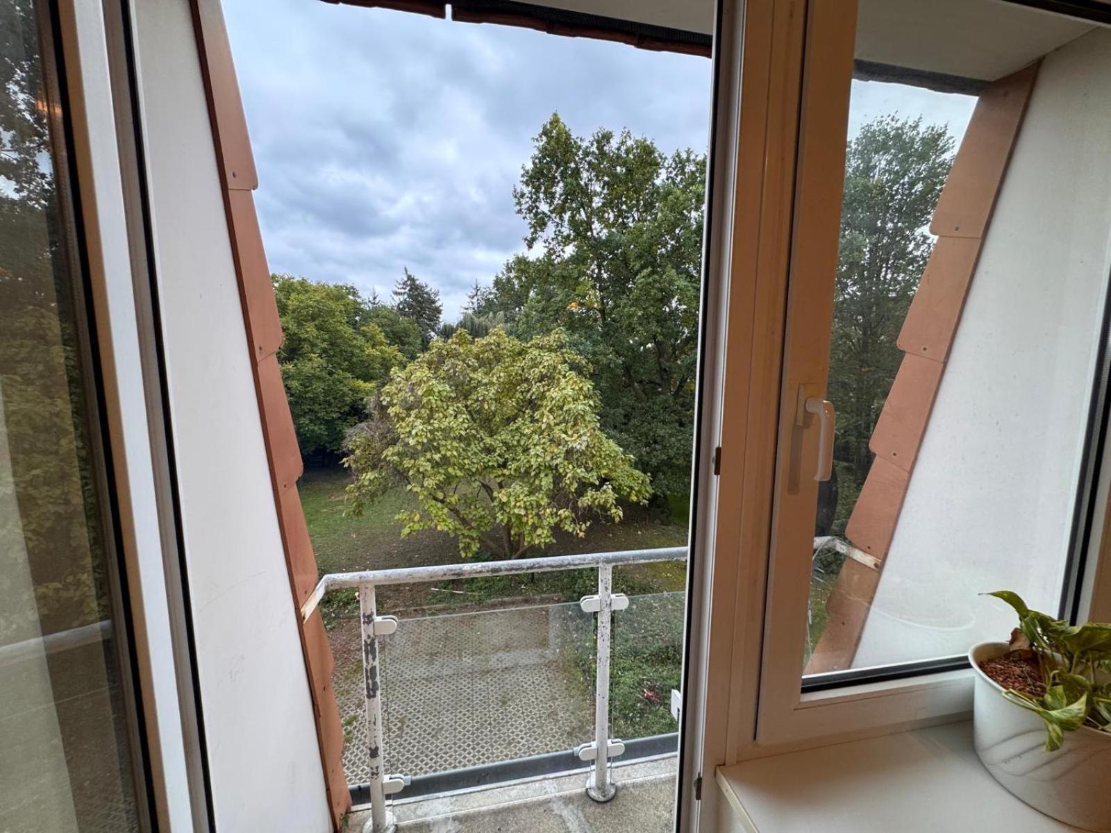Moderne Wohnungen Im Dachgeschoss Falkensee Bagian luar foto